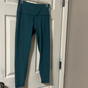 Gorgeous jade color leggings